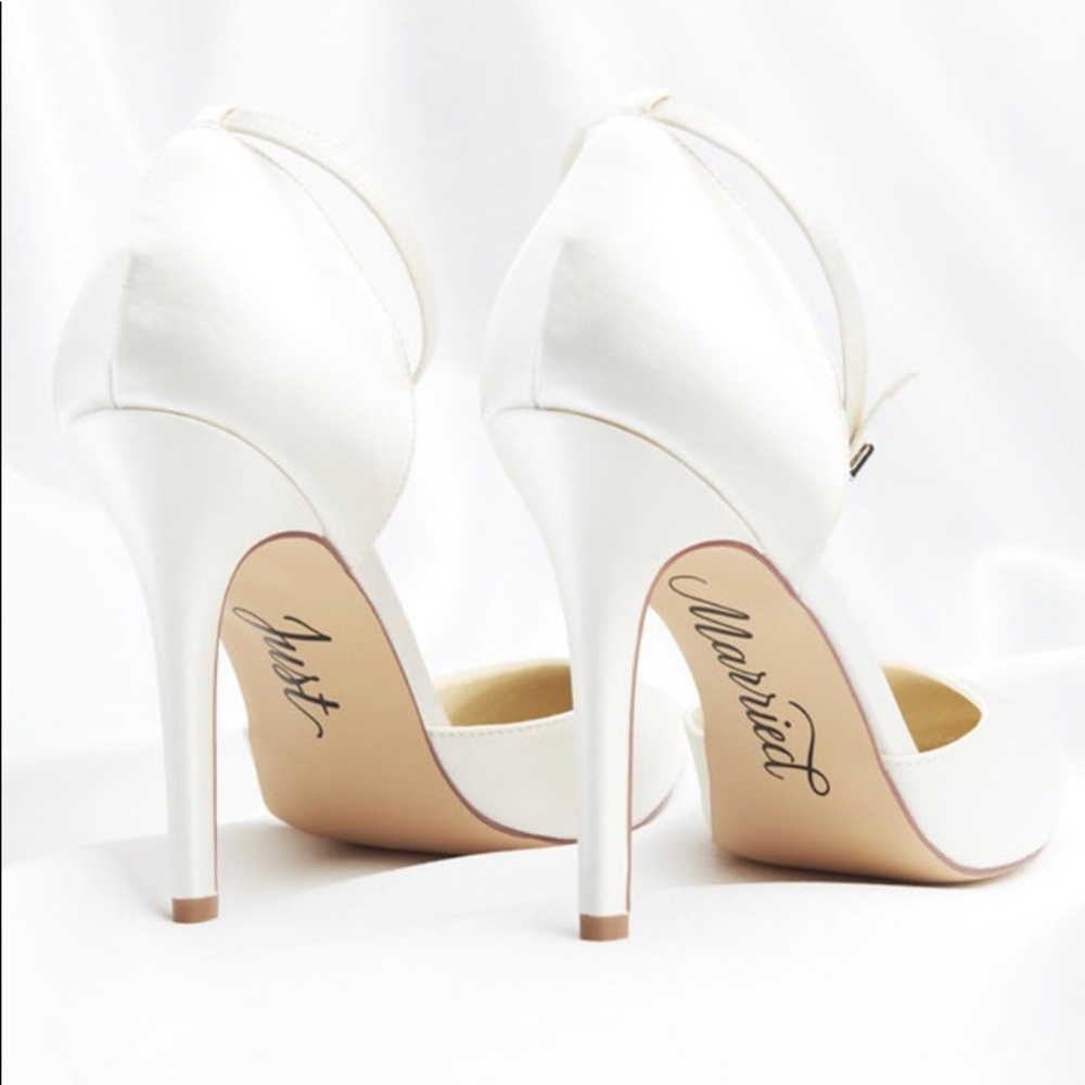 Wedding shoes Just Married Vinyl Decal